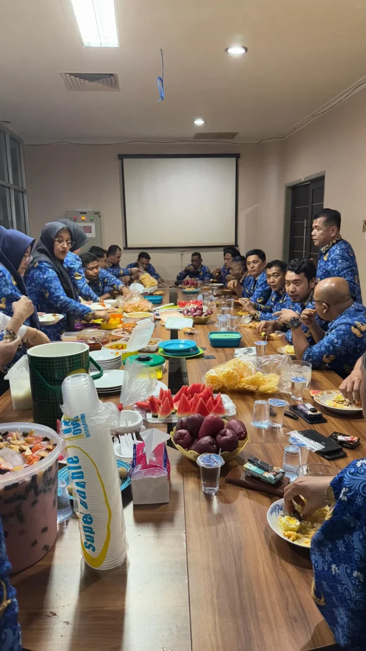 gagas-inovasi-“sarasa”,-ezeddin-zain-ingin-bangun-budaya-kerja-asn-yang-humanis-dan-kolaboratif-lewat-sarapan-bersama