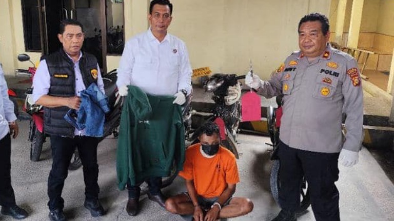 spesialis-curanmor-di-kampus-unri-ditangkap,-gondol-tiga-unit-motor-dengan-jepit-kuku 