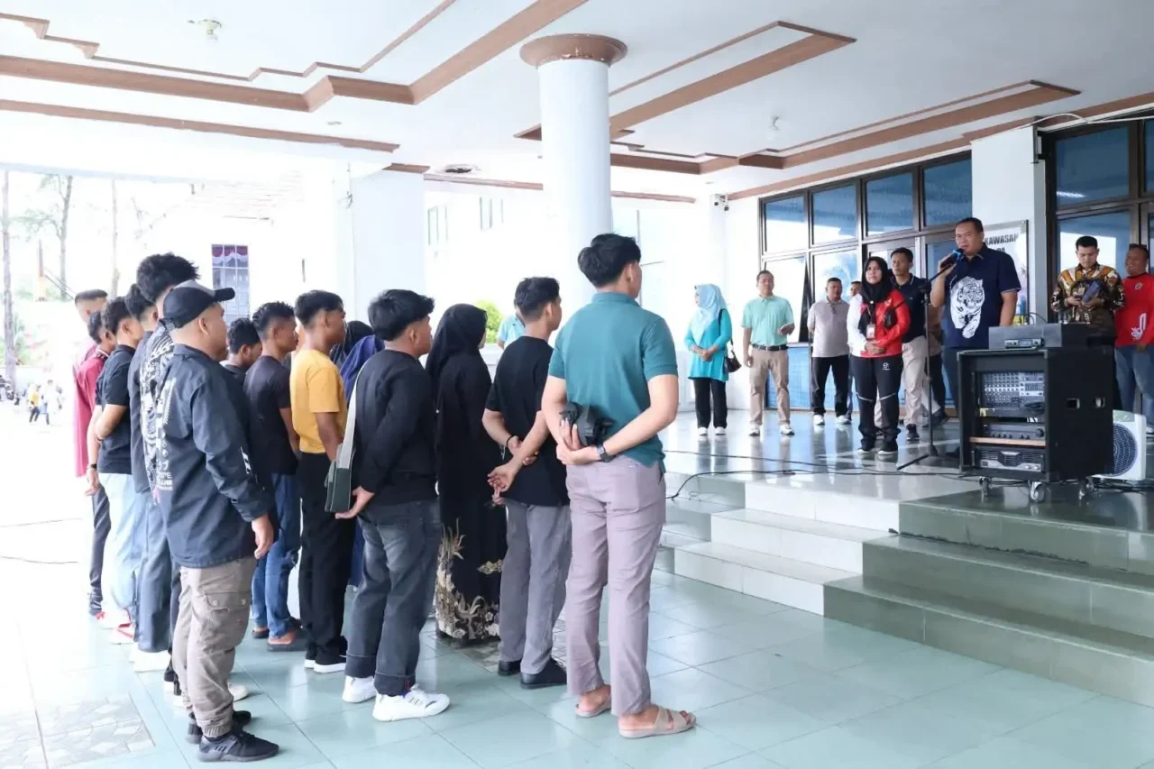 19-anak-pariaman-ikuti-pelatihan-bahasa-jepang-dan-inggris-di-sukabumi