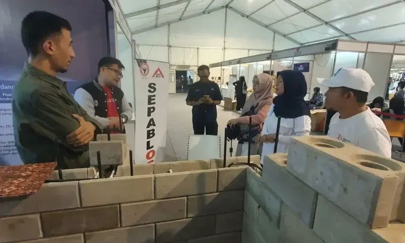 produk-inovatif-sepablock-pt-semen-padang-mencuri-perhatian-pengunjung-xporia-2025