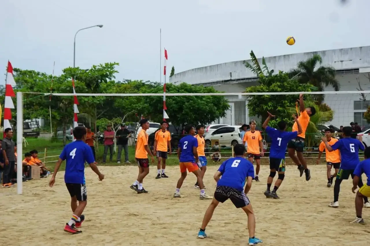 dharmasraya-meriahkan-hut-ri-dengan turnamen-bola-voli-antarkecamatan