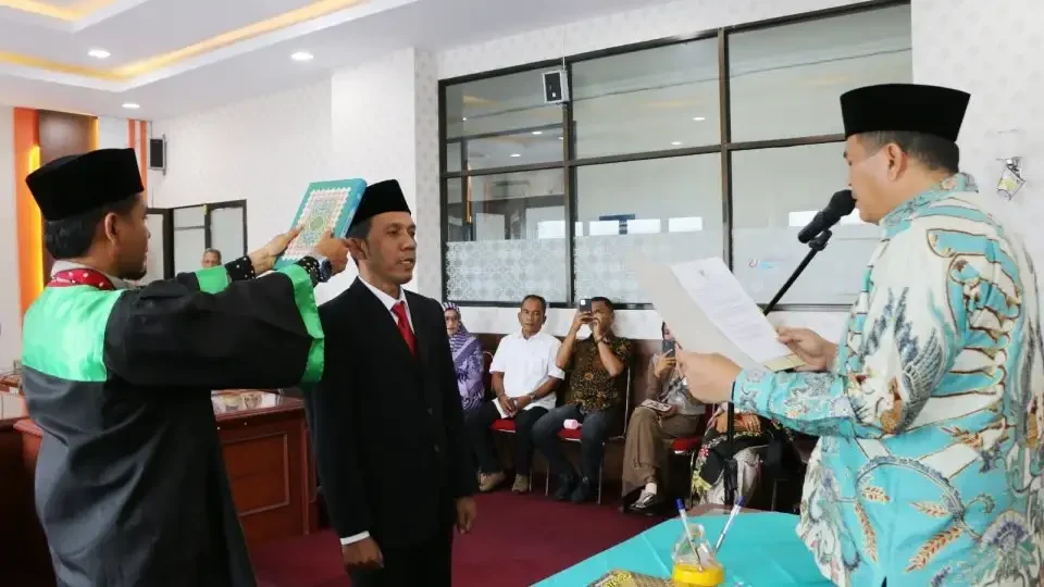  adek-oswandi-dilantik-jadi-wakil-ketua-iv-baznas-kota-pariaman