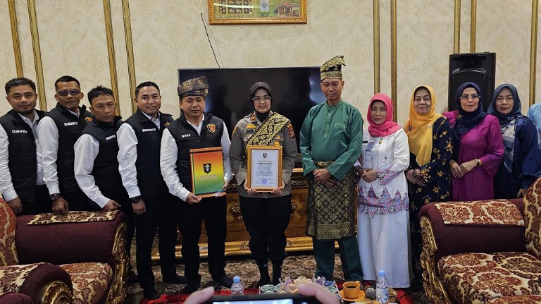 karena-ini,-polsek-limapuluh-terima-penghargaan-lamr