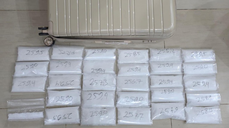 polda-riau-dan-avsec-bandara-ssk-ll-kembali-gagalkan-penyelundupan-sabu-tujuan-sulawesi