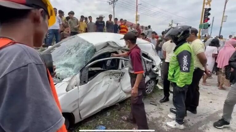 korban-tewas-kecelakaan-kereta-api-di-padang-ternyata-putri-kapolres-solok-kota