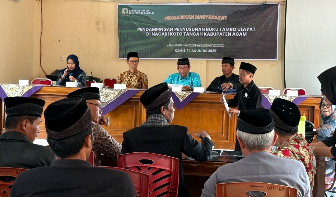 dosen-unand-dampingi-penyusunan-tambo-ulayat-di-nagari-koto-tangah-agam