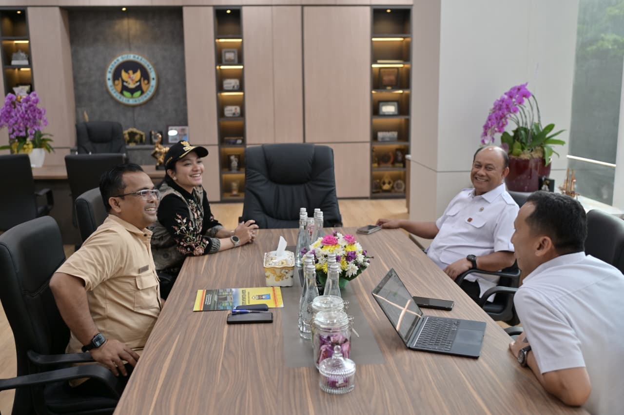 bupati-kunjungi-bgn,-pastikan-percepatan-pembangunan-dapur-mbg-di-dharmasraya