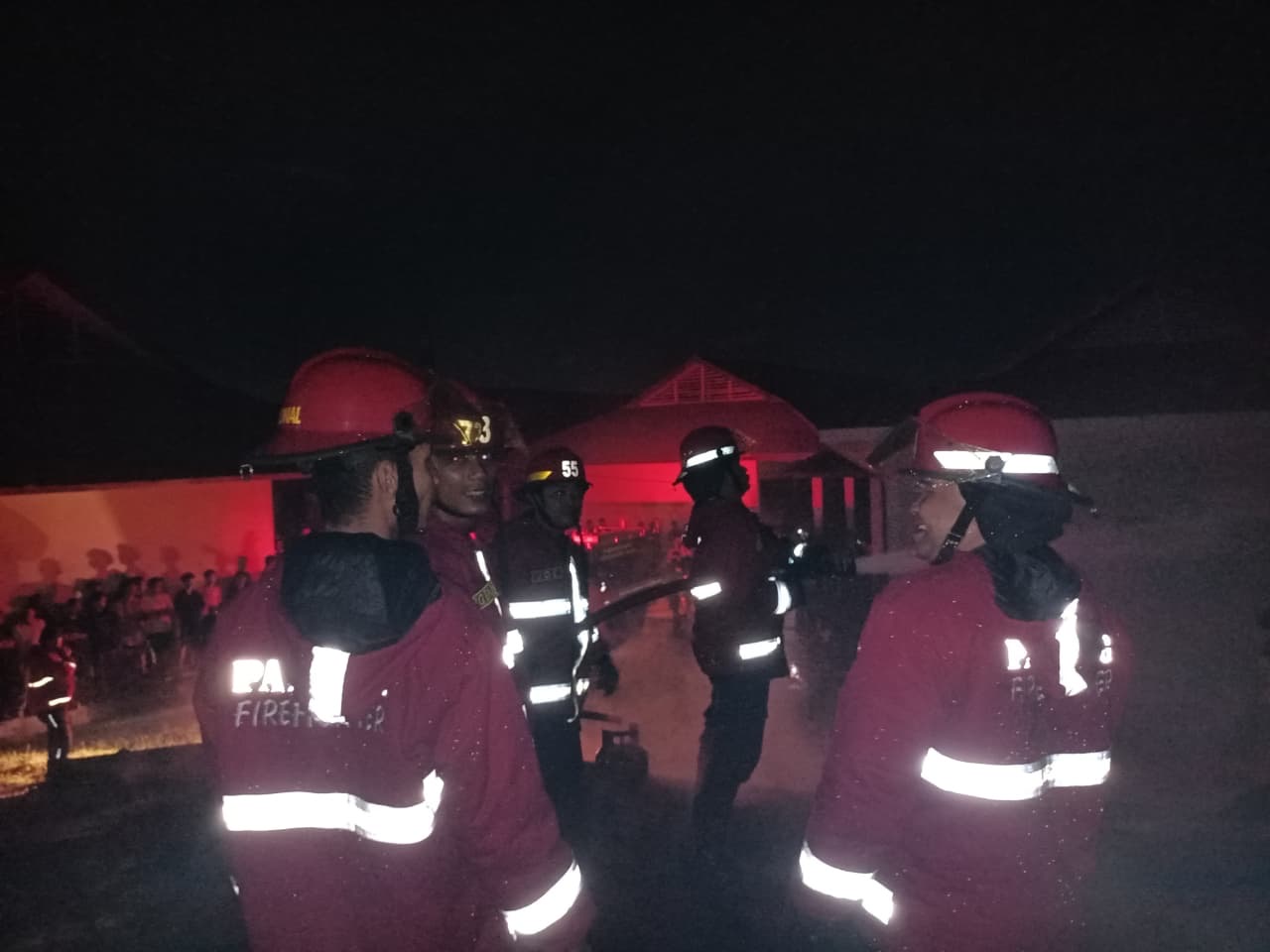 kebakaran-landa-sman-16-padang