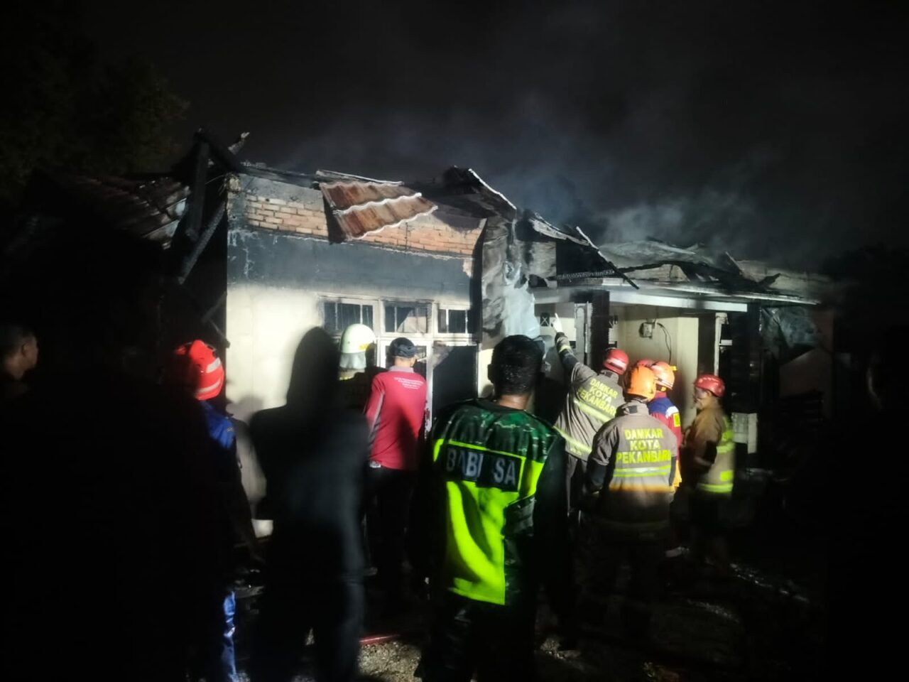 tragedi-kebakaran-di-jalan-sentosa-pekanbaru-menelan-korban-jiwa