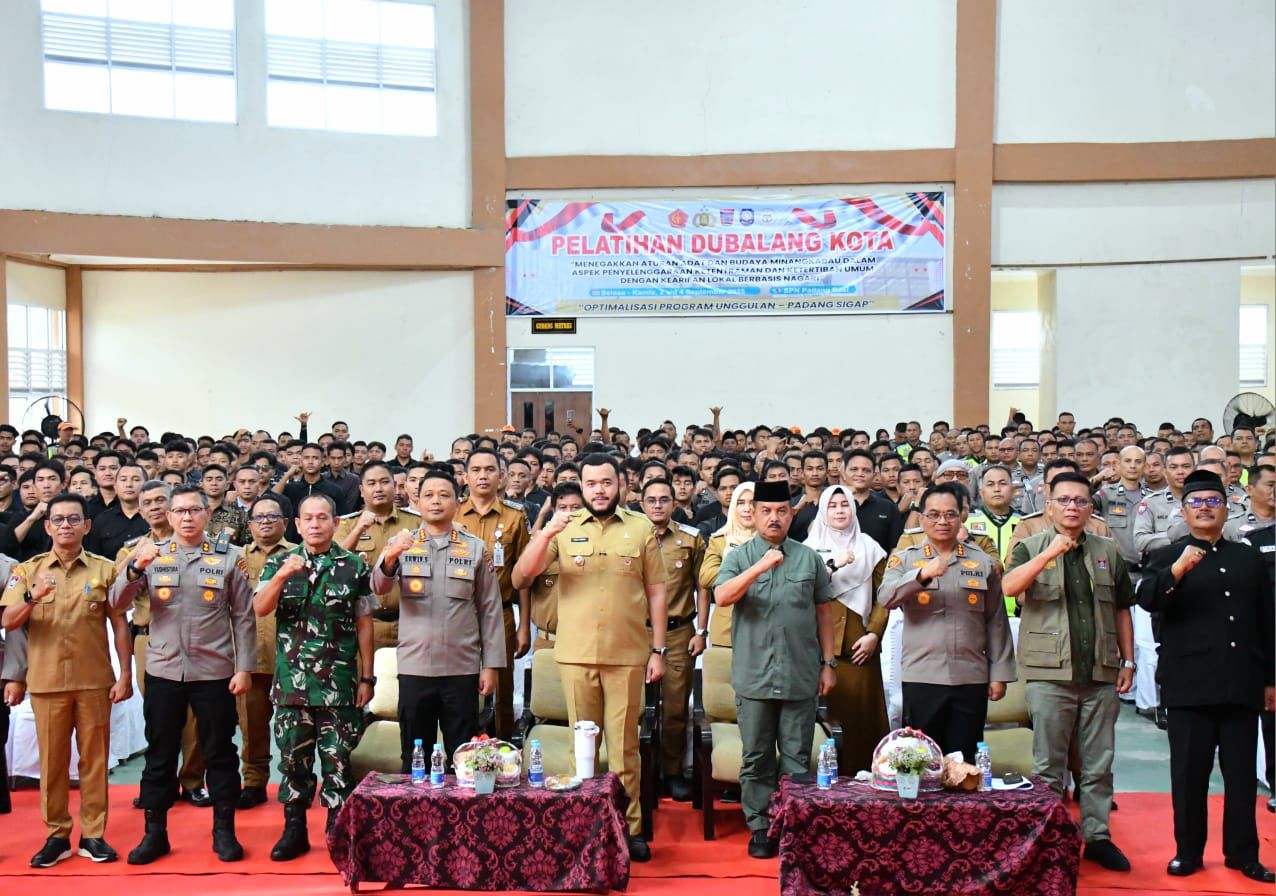 208-dubalang-kota-ikuti-pelatihan,-fadly-amran:-efektif-bantu-jaga-trantibum