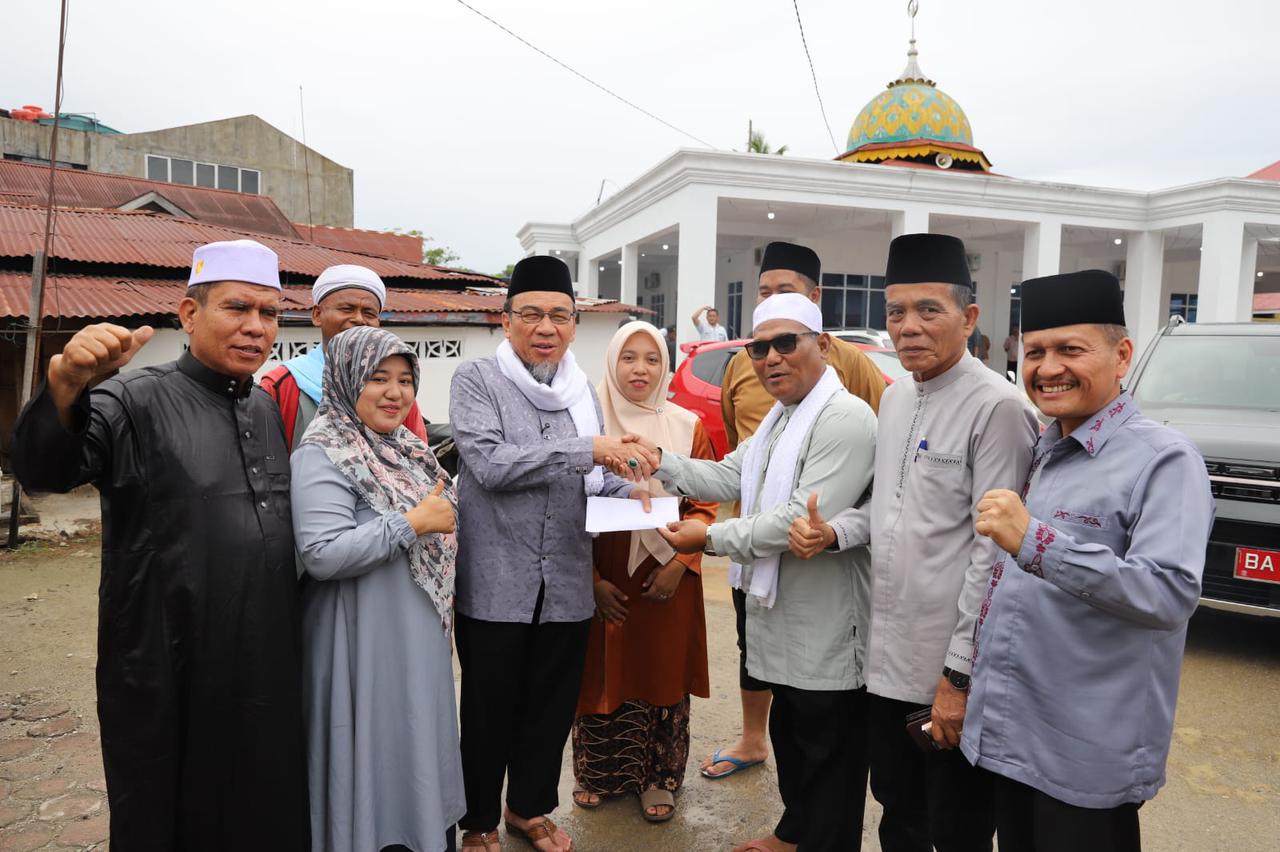 wawako-padang-resmikan-kelanjutan-pembangunan-masjid-nurul-yaqin-balai-gadang