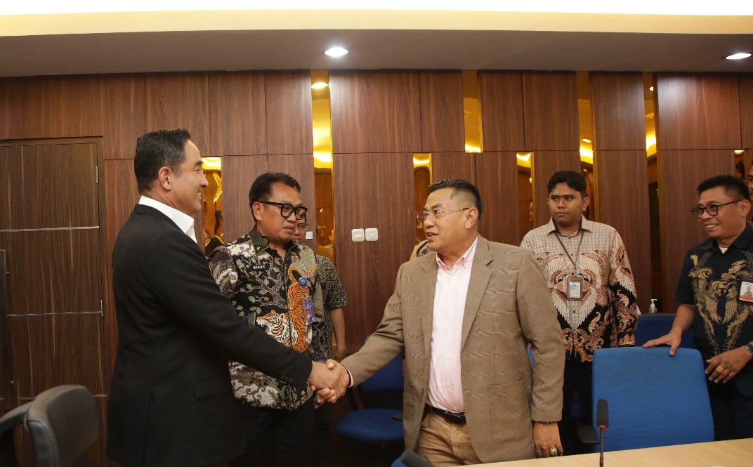 kepala-bnn-ri-apresiasi-robot-pintar-deteksi-narkoba-yang-digagas-politeknik-negeri-padang