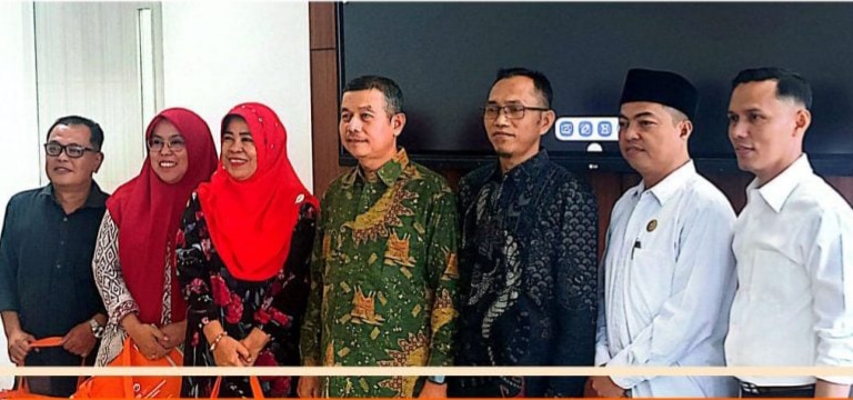 fdik-uin-ib-padang-adakan-serah-terima-jabatan-wakil-dekan-periode-2025-2029