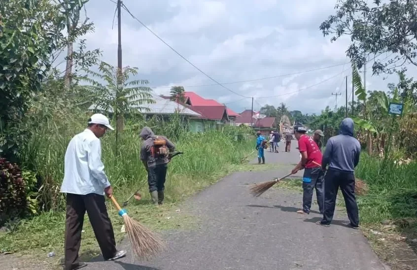 nagari-panampuang-hidupkan-kembali-semangat-gotong-royong