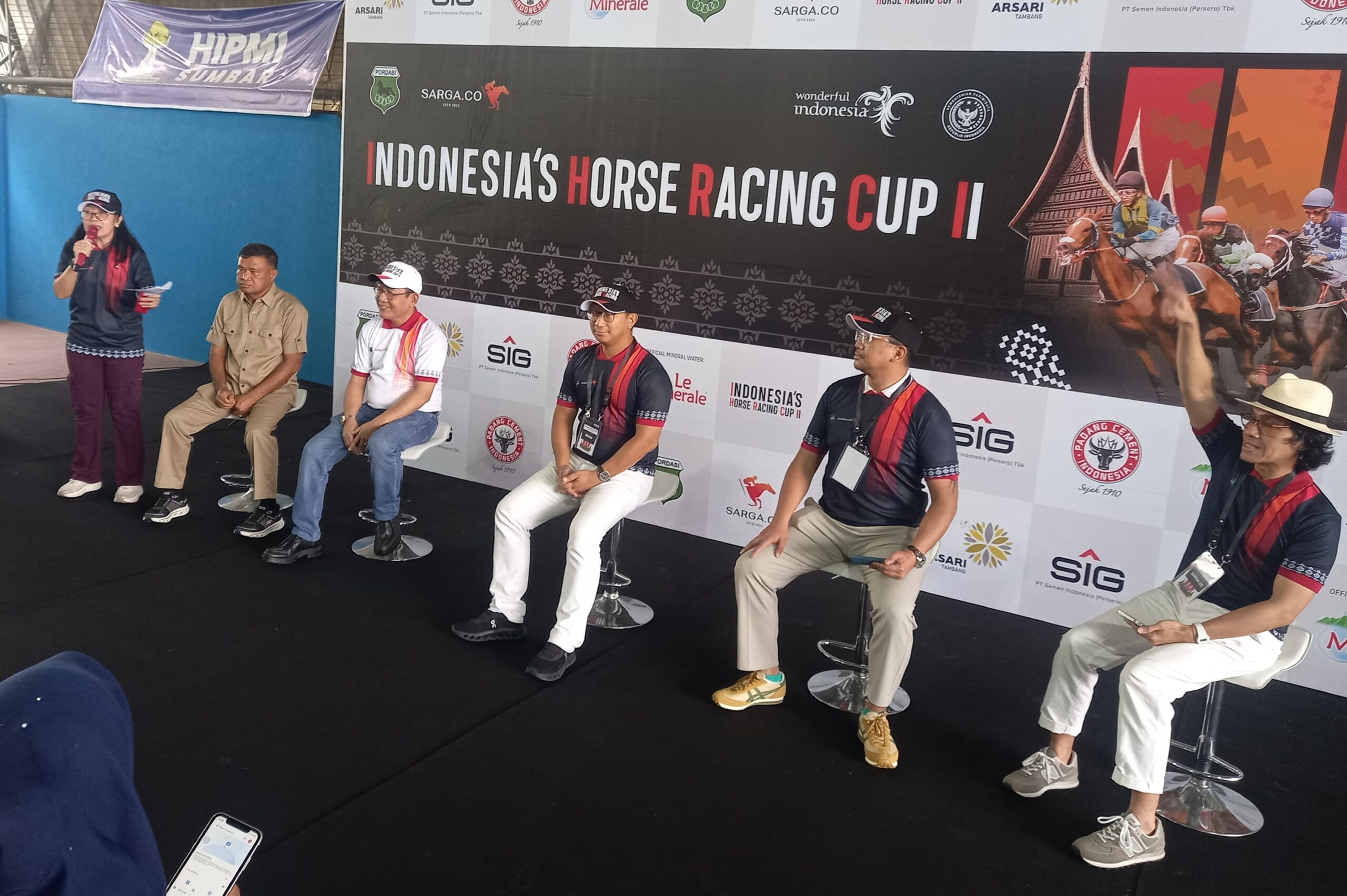 pordasi-targetkan-bangun-arena-pacu-kuda-berstandar-internasional-di-sumbar