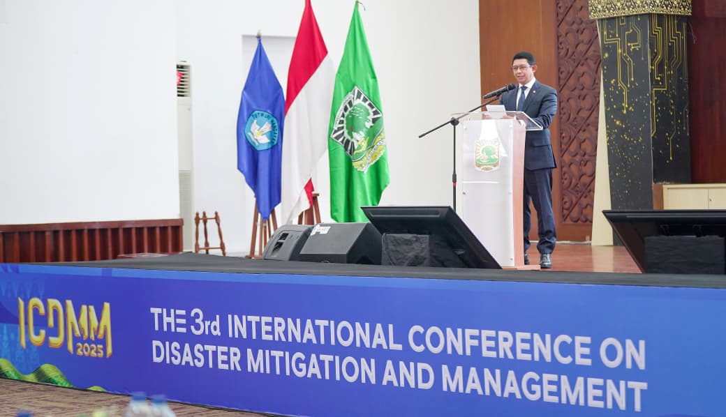 refleksi-16-tahun-gempa-padang,-kepala-bnpb:-mitigasi-harus-berbasis-riset