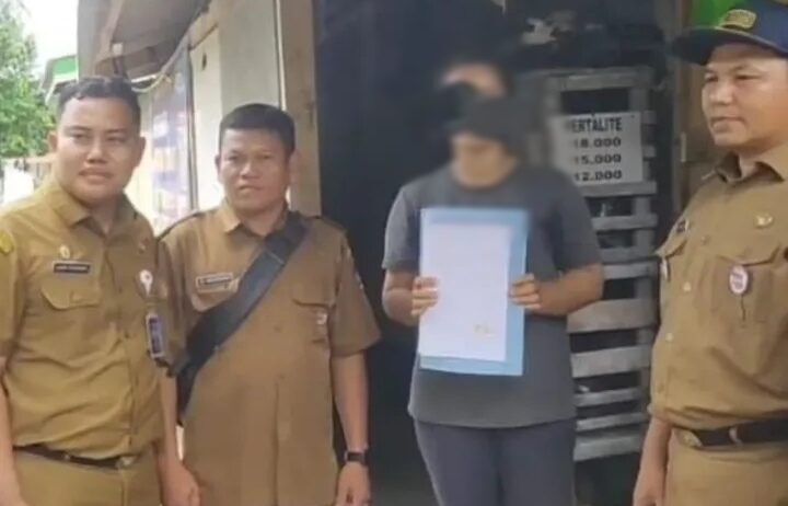 buang-sampah-ke-laut,-irt-di-padang-diberikan-sanksi