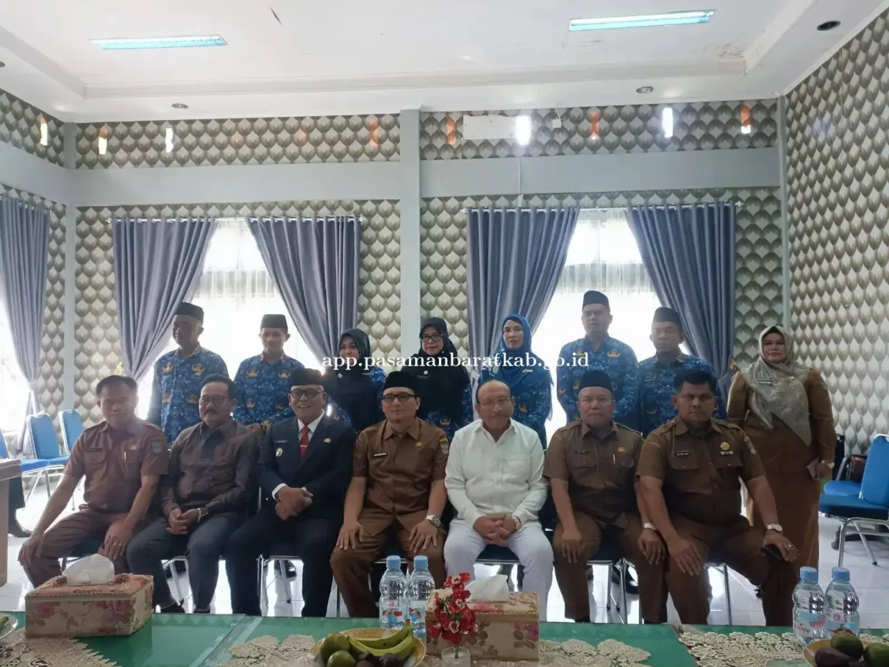 isi-jabatan-kosong,-bupati-pasbar-lantik-pejabat-eselon-ii