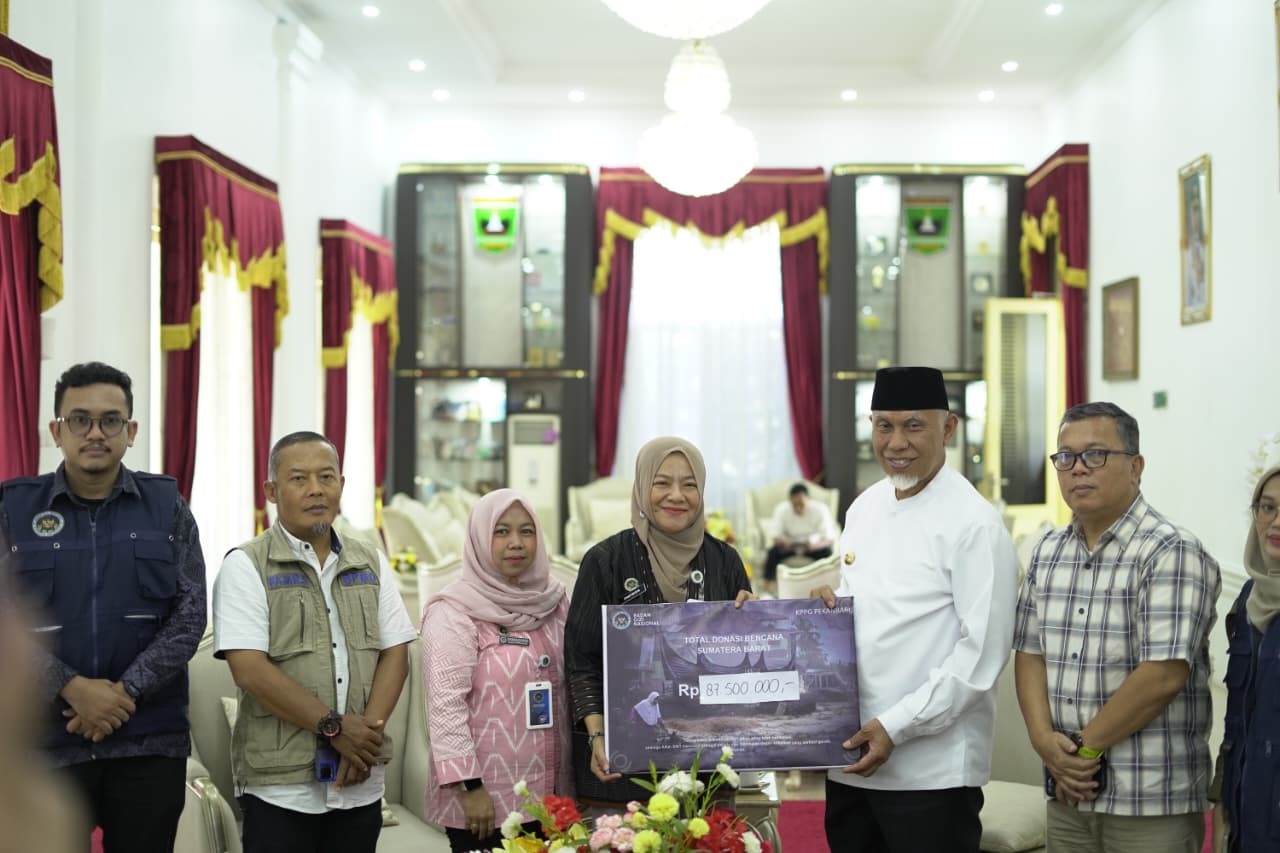 pemprov-sumbar-terima-bantuan-dari-bgn,-percepat-pemulihan-gizi-korban-bencana