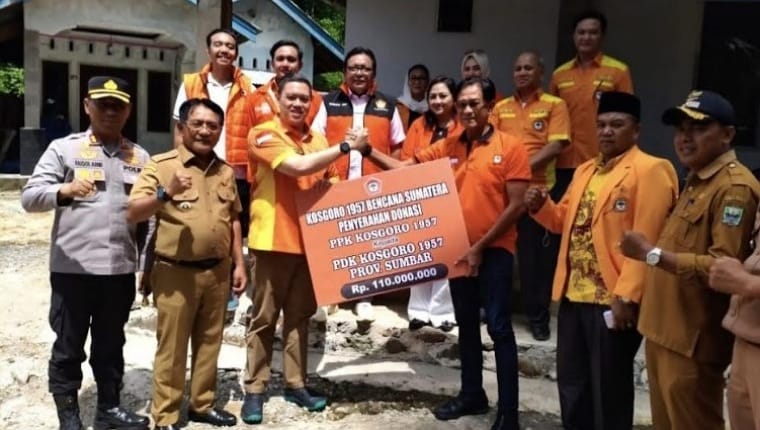 kosgoro-1957-gerak-cepat-salurkan-bantuan,-pulihkan-fasilitas-umum-sumbar