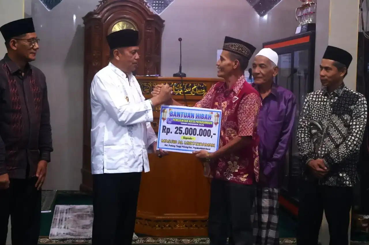 safari-ramadan-di-masjid-al-mukarramah,-wawako-ajak-warga-dukung-pembangunan-dan-atasi-sampah