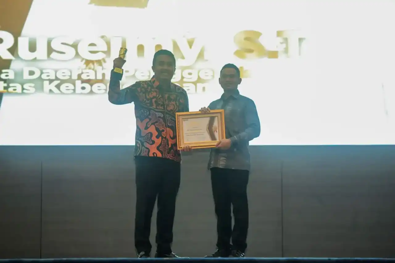 wagub-sumbar-terima-penghargaan-penggerak-solidaritas-kebencanaan-nasional