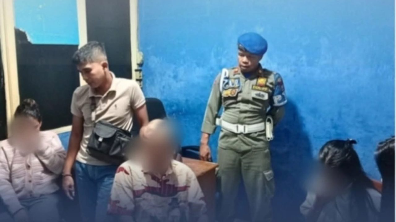satpol-pp-padang-amankan-4-penghuni-kos-putri-usai-laporan-warga