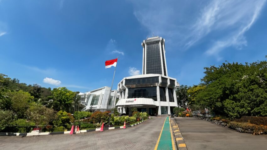 Gambar dari Densus 88 Tangkap Tiga Terduga Teroris Jaringan ISIS di Sumbar indosat-cetak-rekor-pendapatan-dan-perluas-inovasi-ai